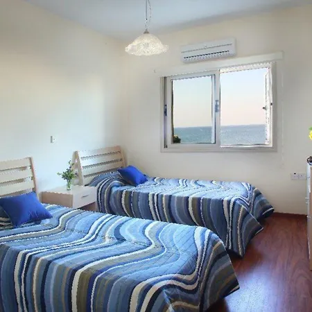 Jasmine 2 Minute Walk From The Beach Pernera 131